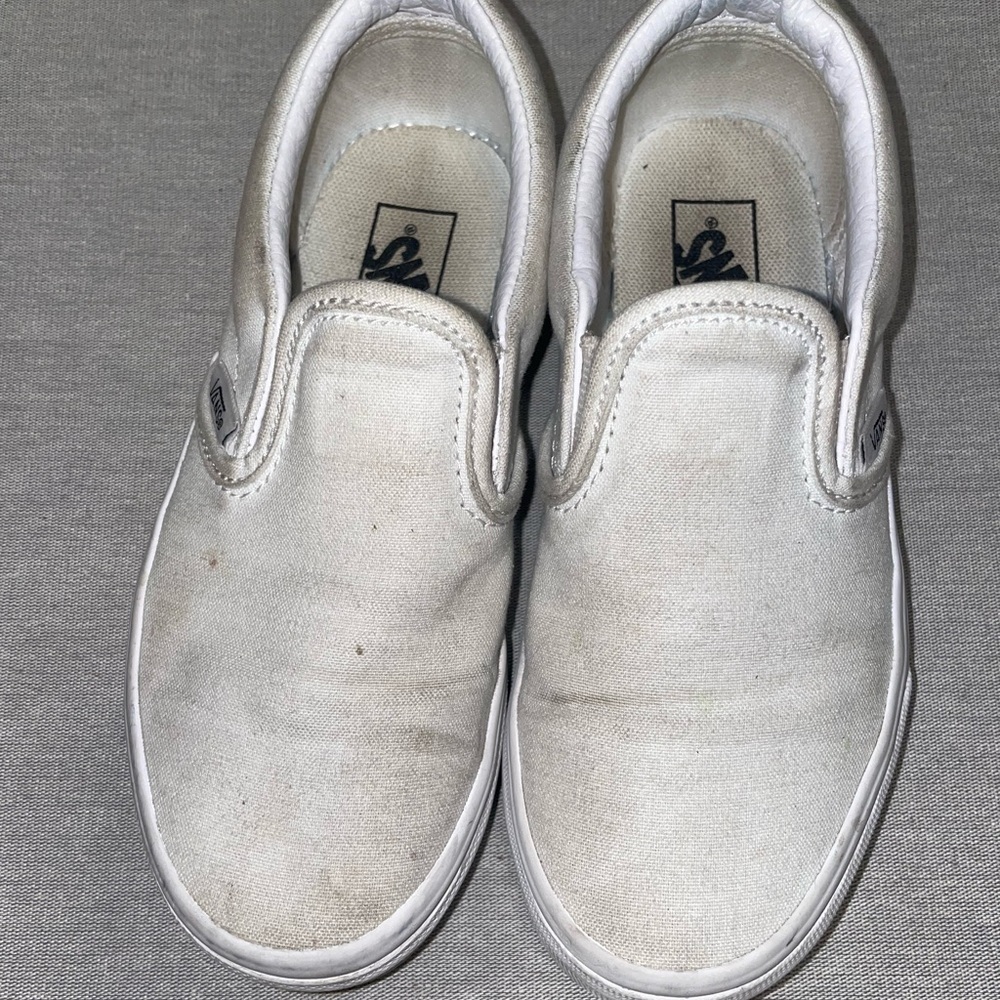 Kids White slip on vans
